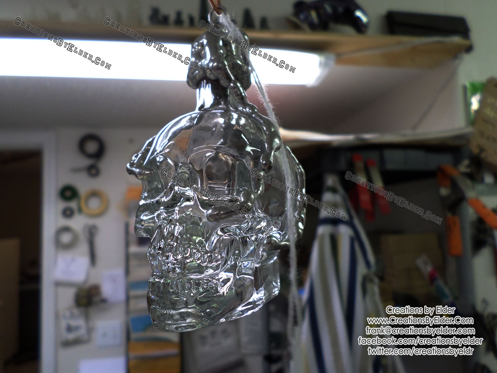 GLASS SKULL 3D ART